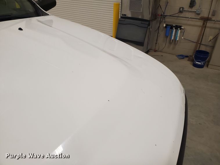 image for item IX9769 2012 Dodge Ram 5500HD  truck cab and chassis