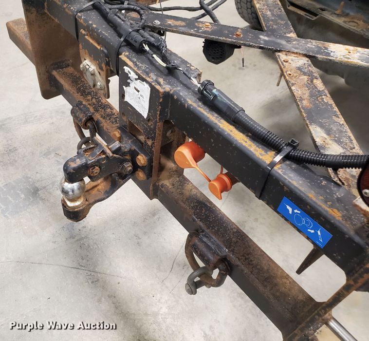 image for item IX9769 2012 Dodge Ram 5500HD  truck cab and chassis