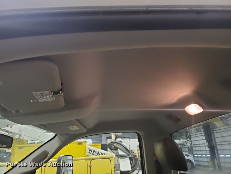 image for item IX9769 2012 Dodge Ram 5500HD  truck cab and chassis