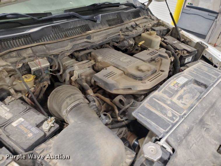 image for item IX9769 2012 Dodge Ram 5500HD  truck cab and chassis