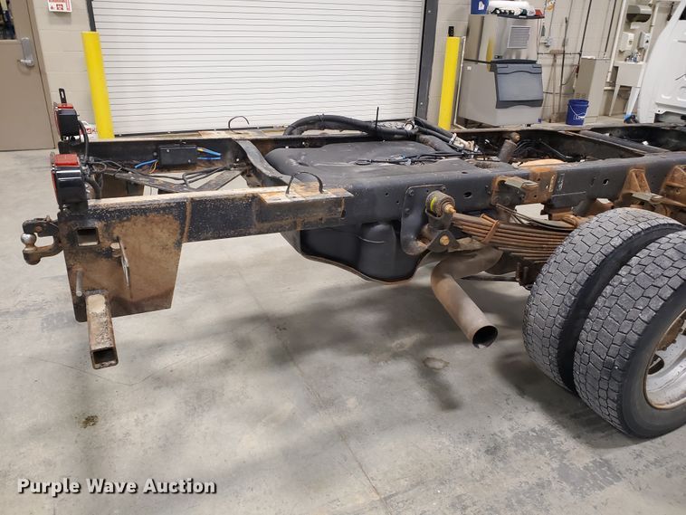 image for item IX9769 2012 Dodge Ram 5500HD  truck cab and chassis