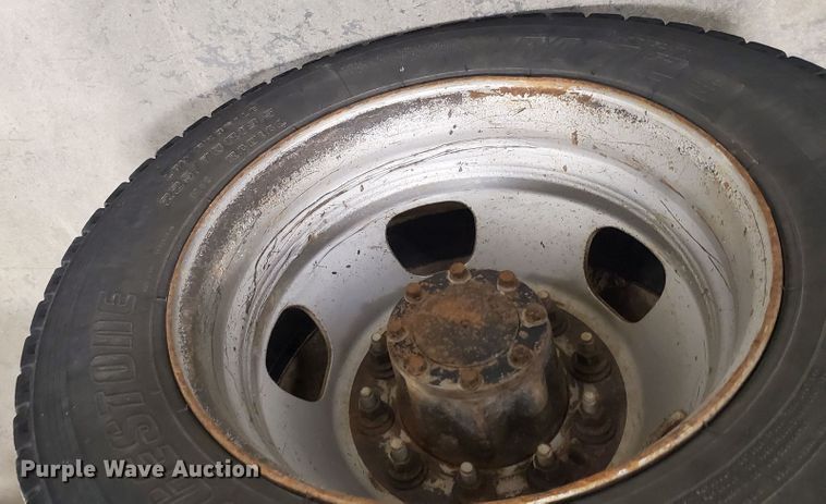 image for item IX9769 2012 Dodge Ram 5500HD  truck cab and chassis