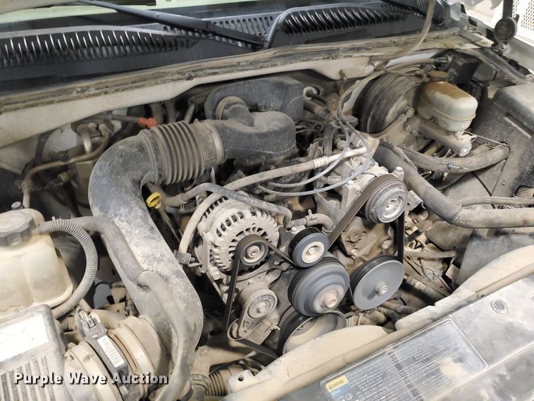 image for item IX9770 2005 Chevrolet Silverado 1500  pickup truck