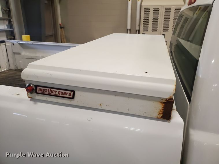 image for item IX9770 2005 Chevrolet Silverado 1500  pickup truck