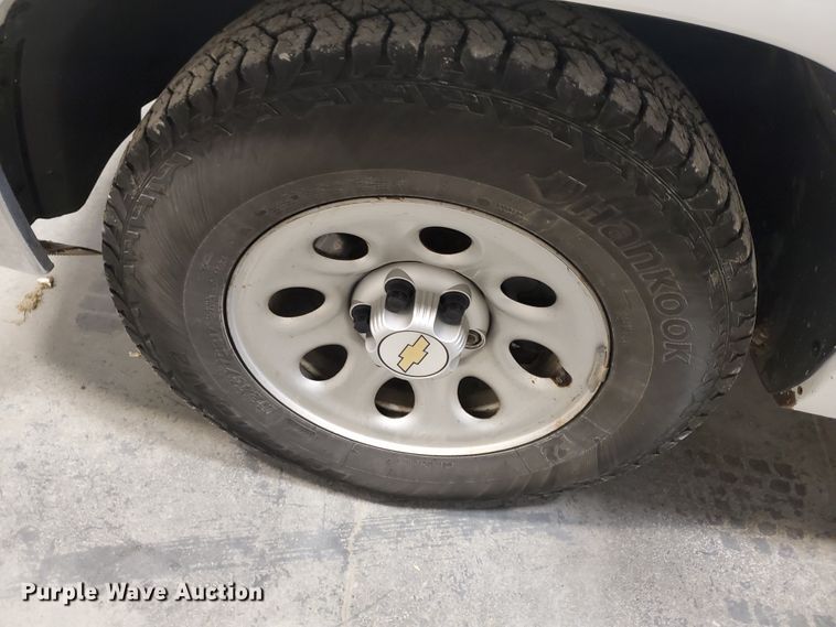 image for item IX9770 2005 Chevrolet Silverado 1500  pickup truck