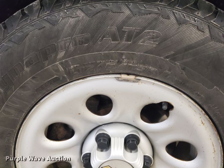 image for item IX9770 2005 Chevrolet Silverado 1500  pickup truck