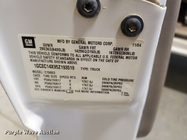 image for item IX9770 2005 Chevrolet Silverado 1500  pickup truck