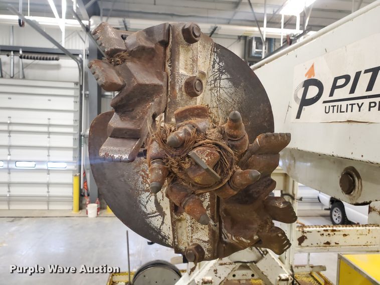 image for item IX9771 2007 International 7400  pressure digger derrick truck