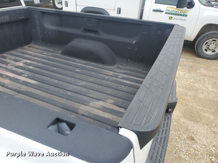 image for item IX9808 2011 Chevrolet Silverado 1500  Ext. Cab pickup truck