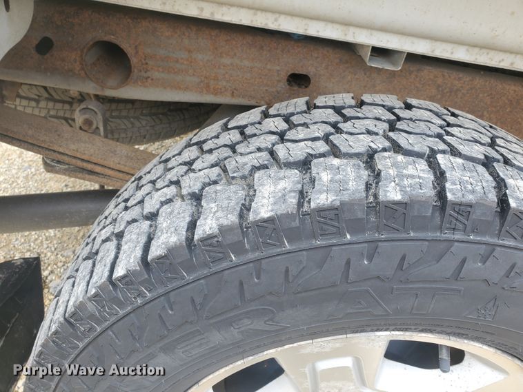 image for item IX9808 2011 Chevrolet Silverado 1500  Ext. Cab pickup truck