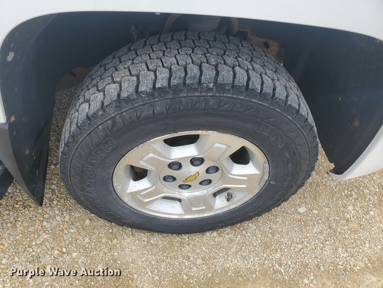 image for item IX9808 2011 Chevrolet Silverado 1500  Ext. Cab pickup truck