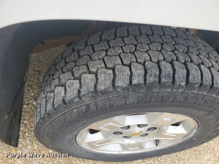 image for item IX9808 2011 Chevrolet Silverado 1500  Ext. Cab pickup truck