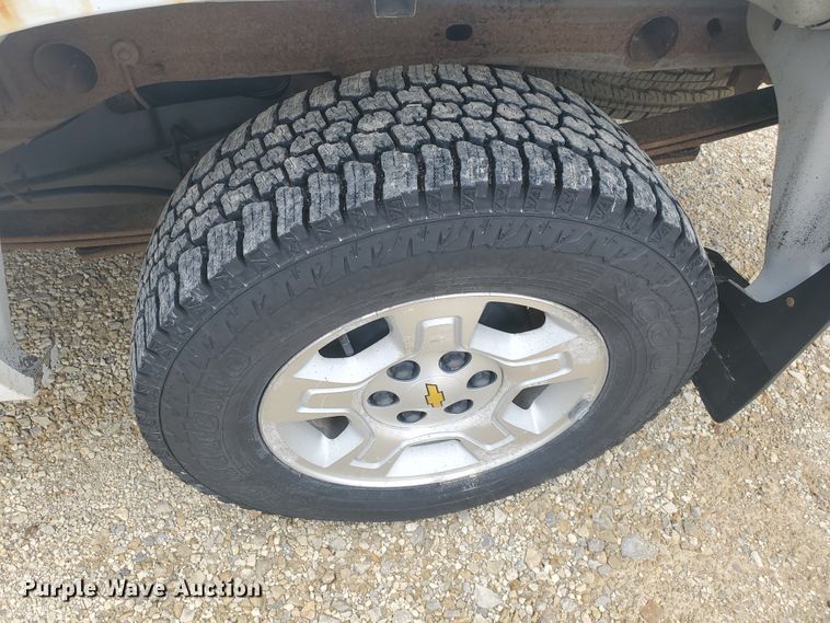 image for item IX9808 2011 Chevrolet Silverado 1500  Ext. Cab pickup truck