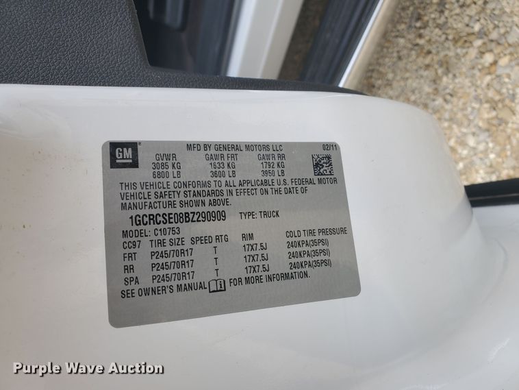 image for item IX9808 2011 Chevrolet Silverado 1500  Ext. Cab pickup truck