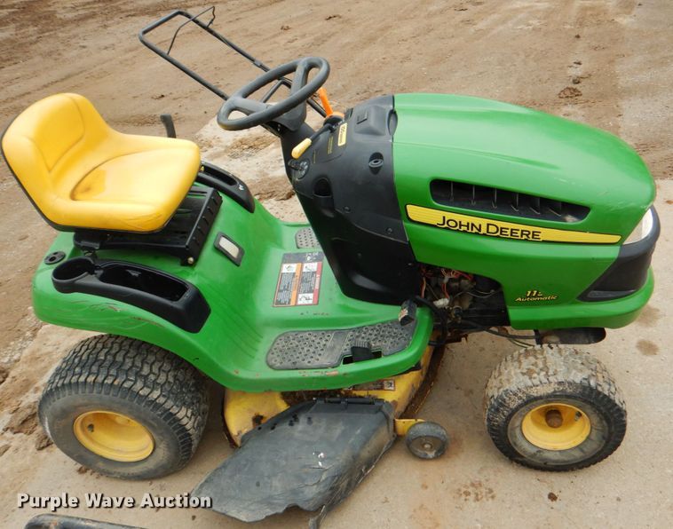 image for item IY9476 (2) lawn mowers