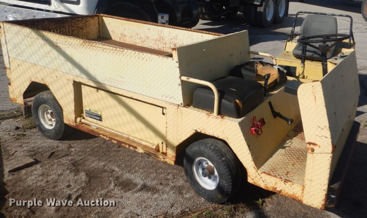 image for item IY9588 (2) Cushman utility carts