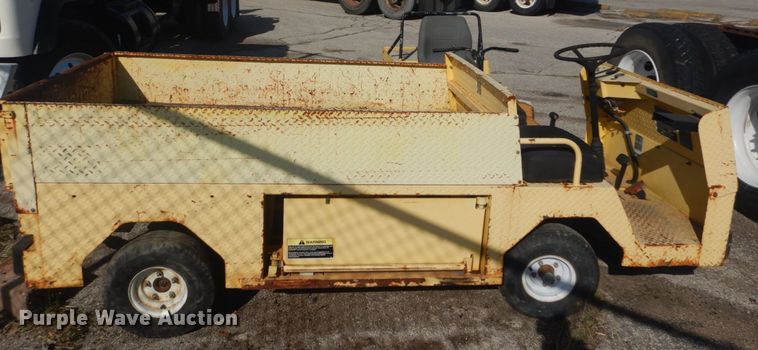 image for item IY9588 (2) Cushman utility carts