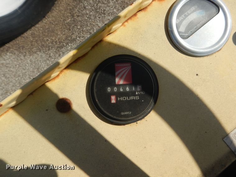 image for item IY9588 (2) Cushman utility carts