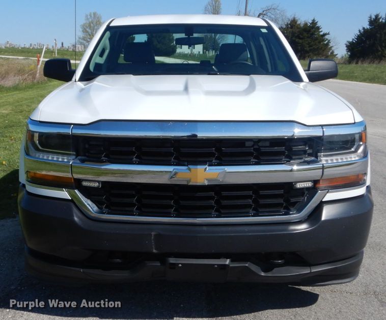 image for item IY9621 2016 Chevrolet Silverado 1500  Double Cab pickup truck