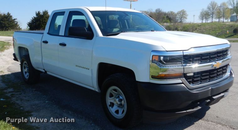 image for item IY9621 2016 Chevrolet Silverado 1500  Double Cab pickup truck