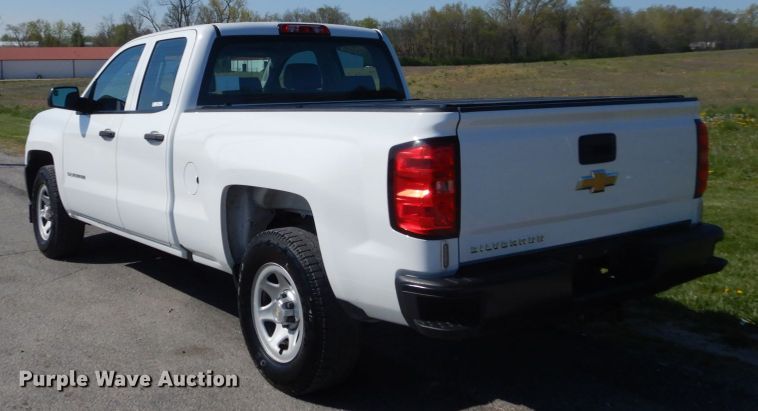 image for item IY9621 2016 Chevrolet Silverado 1500  Double Cab pickup truck