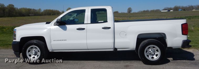 image for item IY9621 2016 Chevrolet Silverado 1500  Double Cab pickup truck