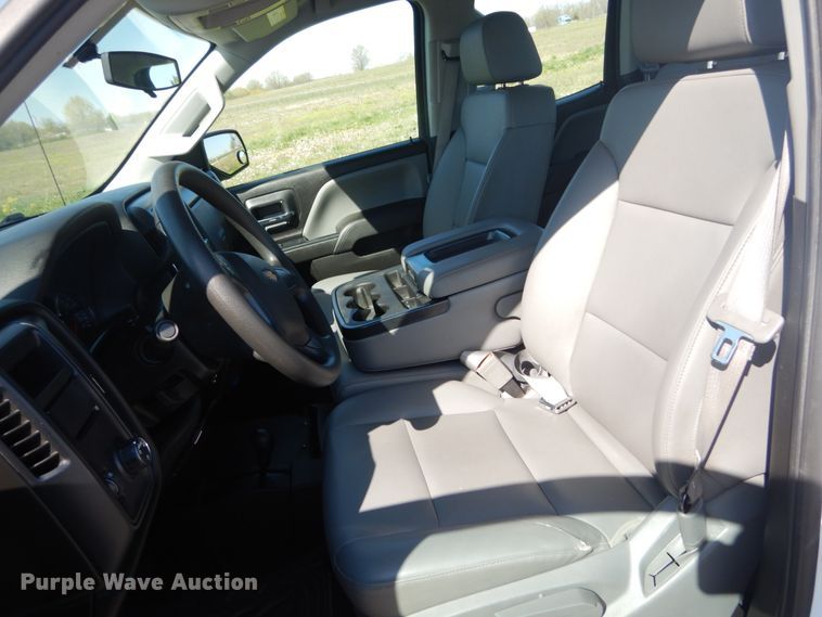 image for item IY9621 2016 Chevrolet Silverado 1500  Double Cab pickup truck