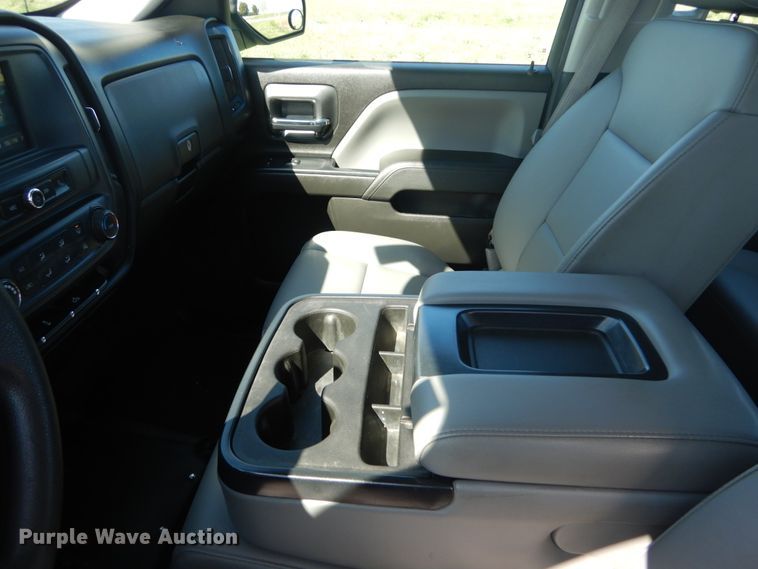 image for item IY9621 2016 Chevrolet Silverado 1500  Double Cab pickup truck