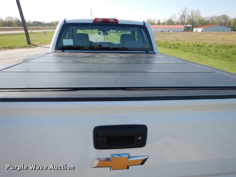 image for item IY9621 2016 Chevrolet Silverado 1500  Double Cab pickup truck