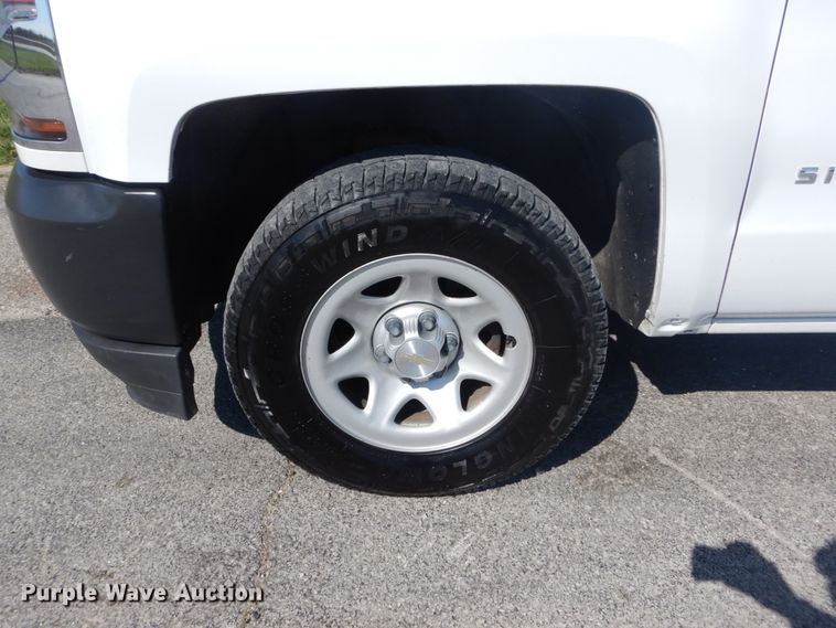 image for item IY9621 2016 Chevrolet Silverado 1500  Double Cab pickup truck