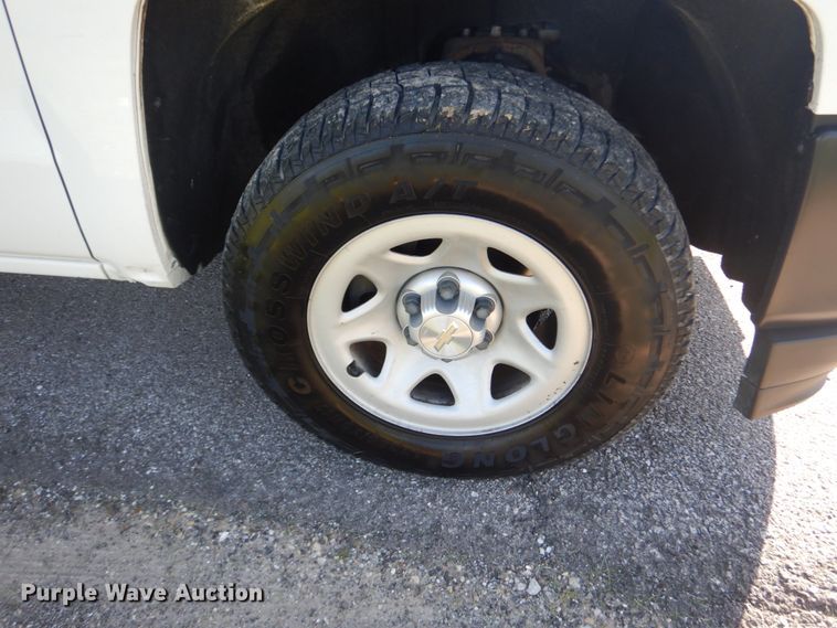 image for item IY9621 2016 Chevrolet Silverado 1500  Double Cab pickup truck