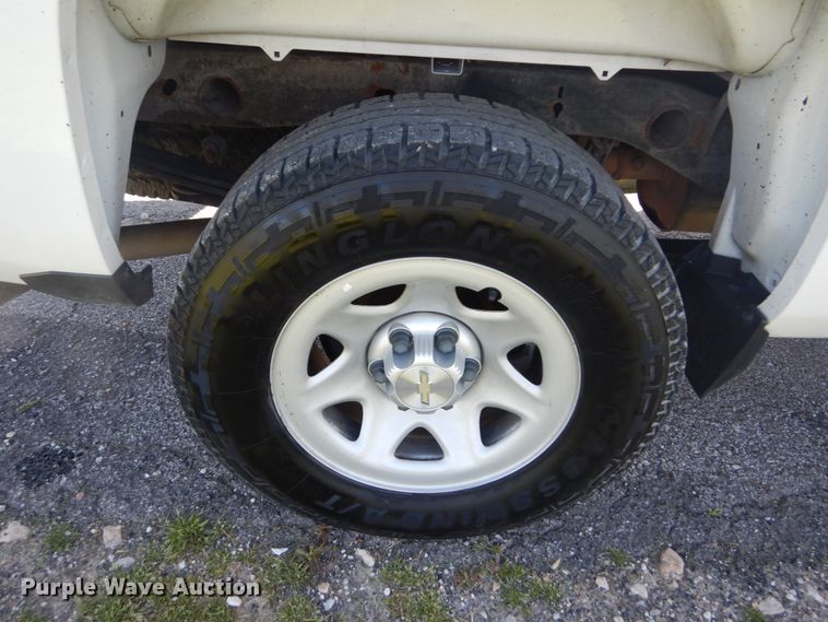 image for item IY9621 2016 Chevrolet Silverado 1500  Double Cab pickup truck