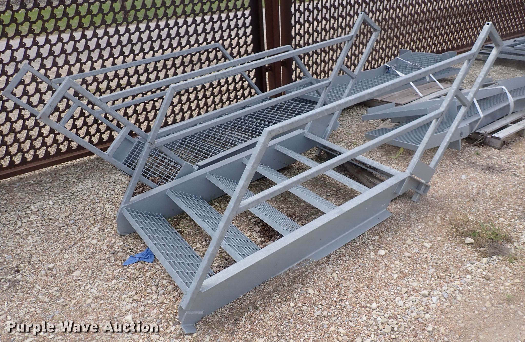 Stairs in Halstead, KS Item IF9109 sold Purple Wave