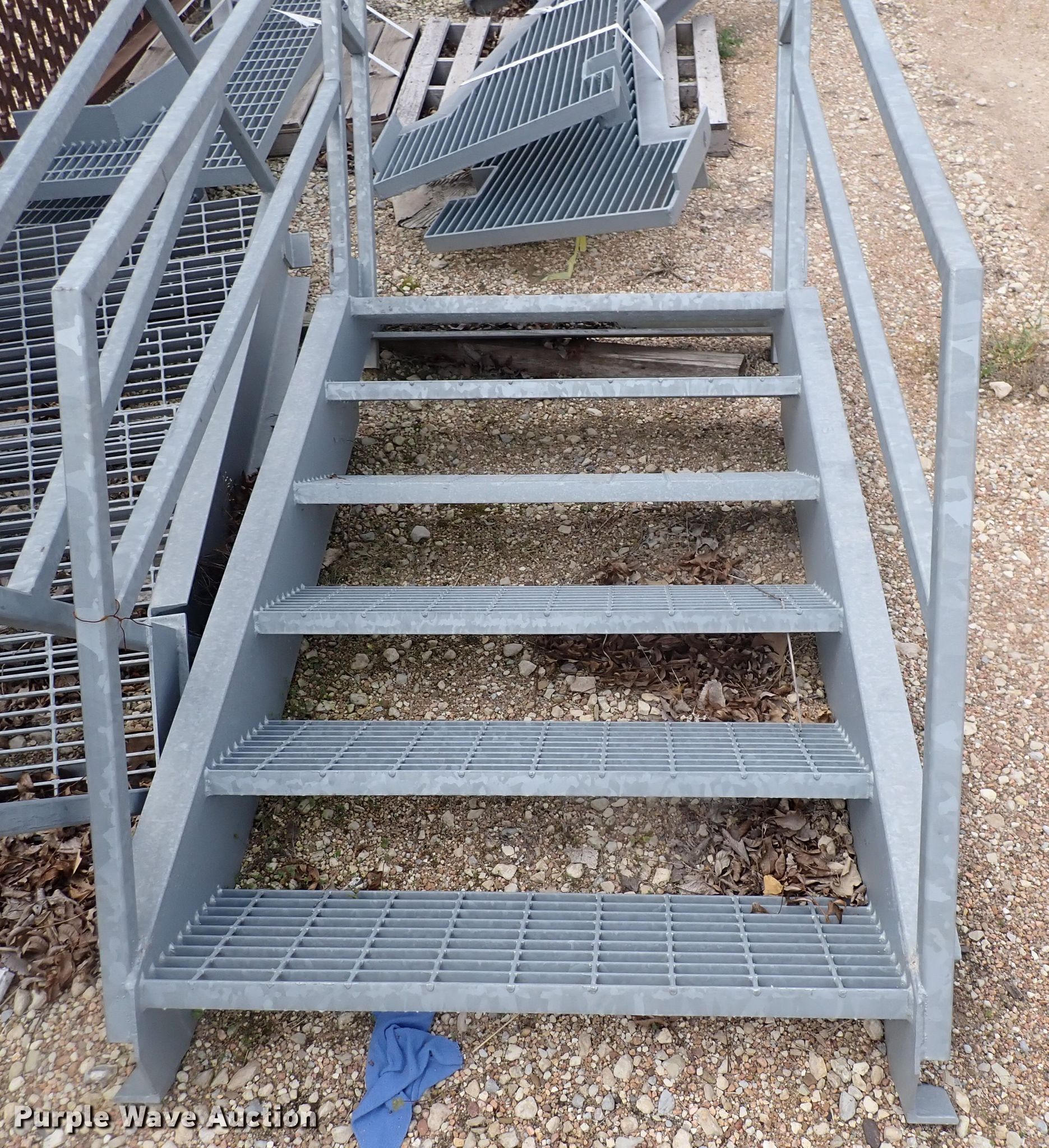 Stairs in Halstead, KS Item IF9109 sold Purple Wave