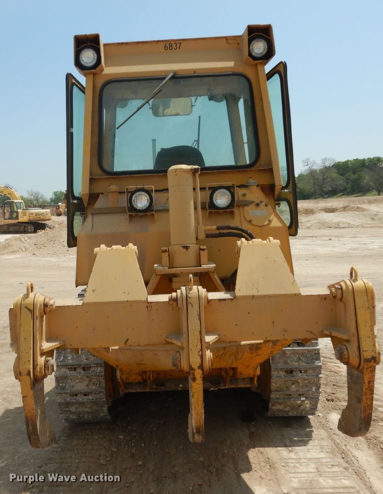 image for item DF2645 1988 Fiat-Allis FL10C  track loader