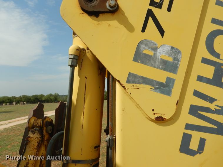 image for item DF2652 2001 New Holland LB75B  backhoe