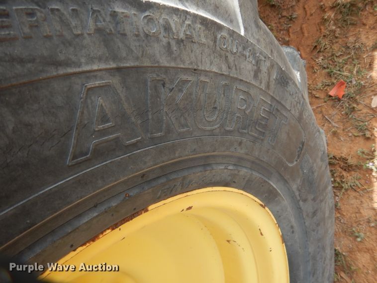 image for item DF2652 2001 New Holland LB75B  backhoe