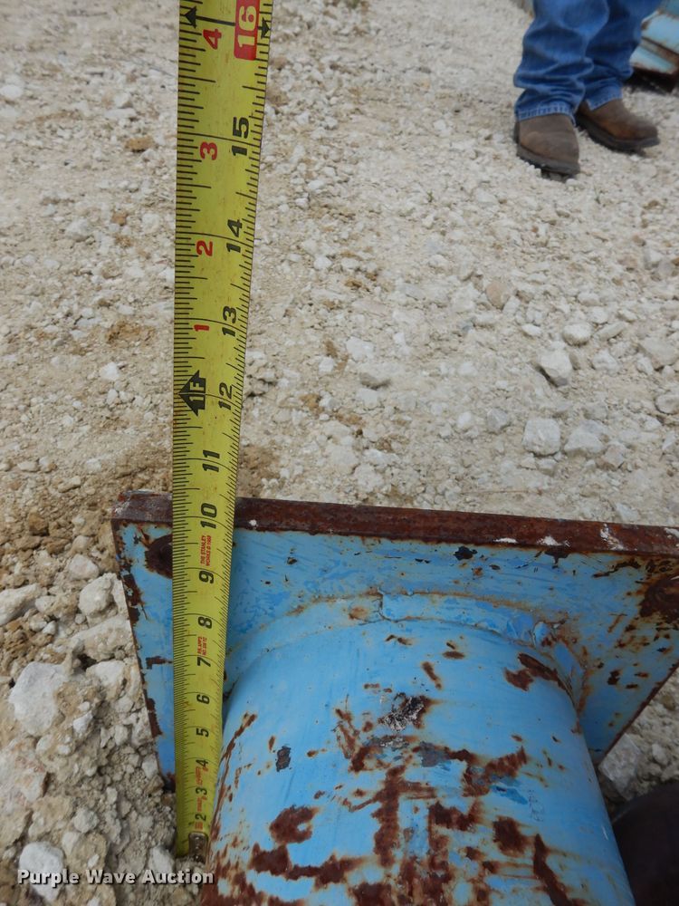 image for item DF2667 21'5.5"L pipe columns