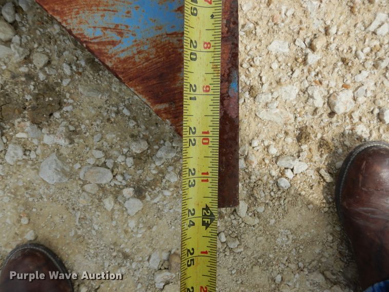 image for item DF2667 21'5.5"L pipe columns