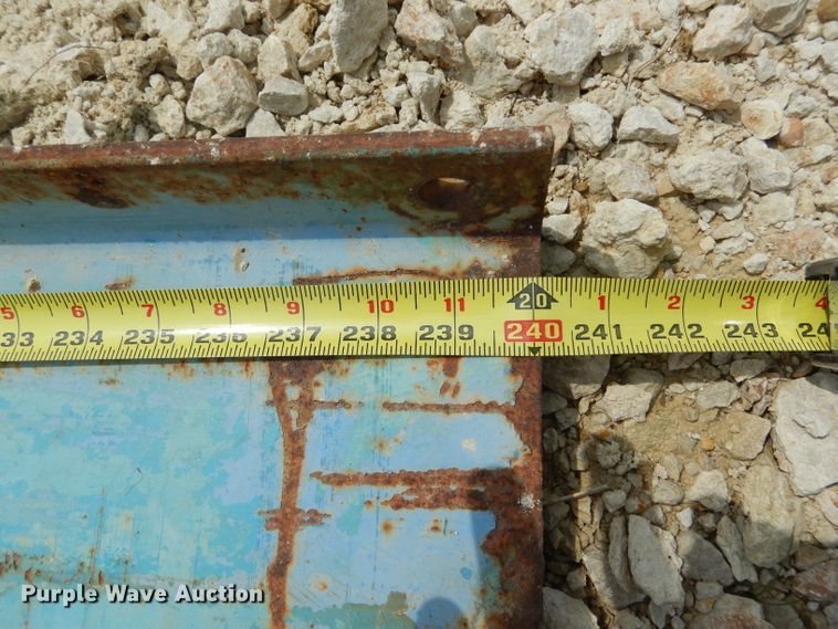 image for item DF2668 (9) steel I-beams