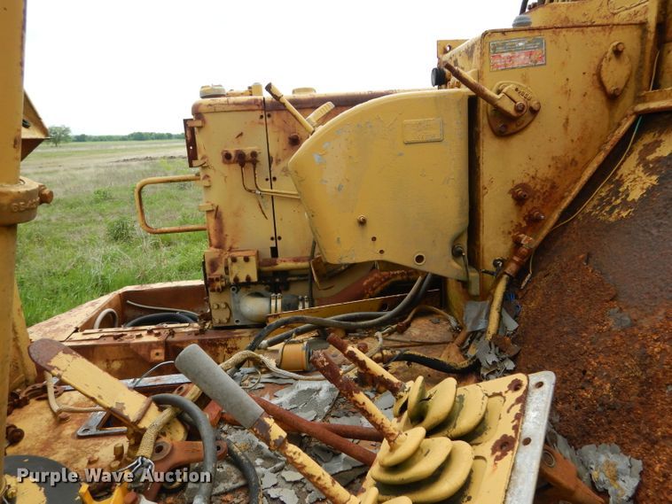 image for item DF2673 1979 Caterpillar 627B  conventional scraper