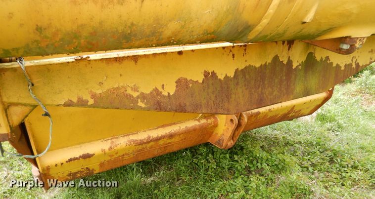 image for item DF2673 1979 Caterpillar 627B  conventional scraper