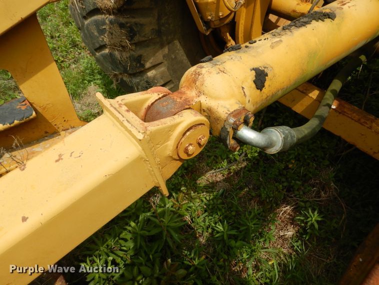 image for item DF2673 1979 Caterpillar 627B  conventional scraper