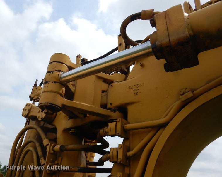 image for item DF2673 1979 Caterpillar 627B  conventional scraper