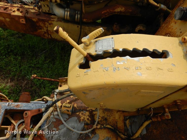 image for item DF2673 1979 Caterpillar 627B  conventional scraper