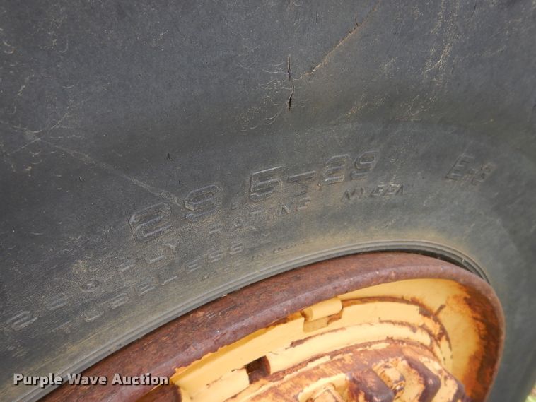 image for item DF2673 1979 Caterpillar 627B  conventional scraper