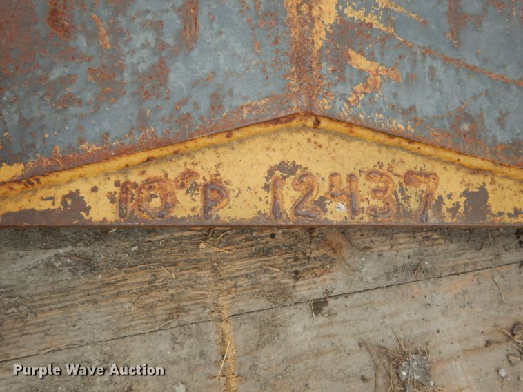 image for item DF2677 Root plow