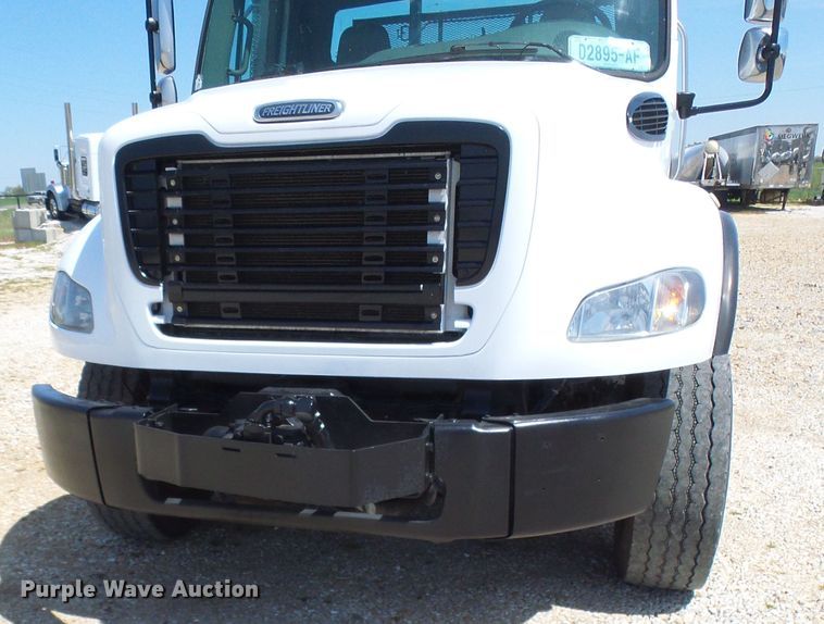 image for item DG2115 2007 Freightliner Business Class M2  roll off container truck