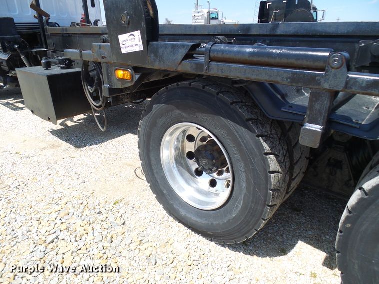 image for item DG2115 2007 Freightliner Business Class M2  roll off container truck