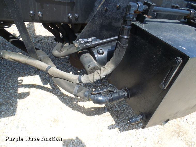 image for item DG2115 2007 Freightliner Business Class M2  roll off container truck